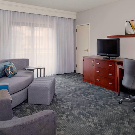 Sonesta Select Kansas City Airport Tiffany Springs Exterior foto